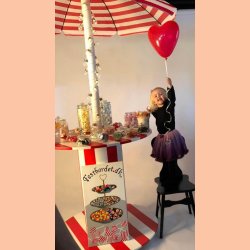 SLIKBORD R�D &amp; HVID STRIBET