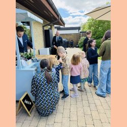 SLIKBUTIK I LYSEBL�